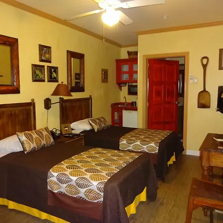 Coblentz Inn Boutique Hotel